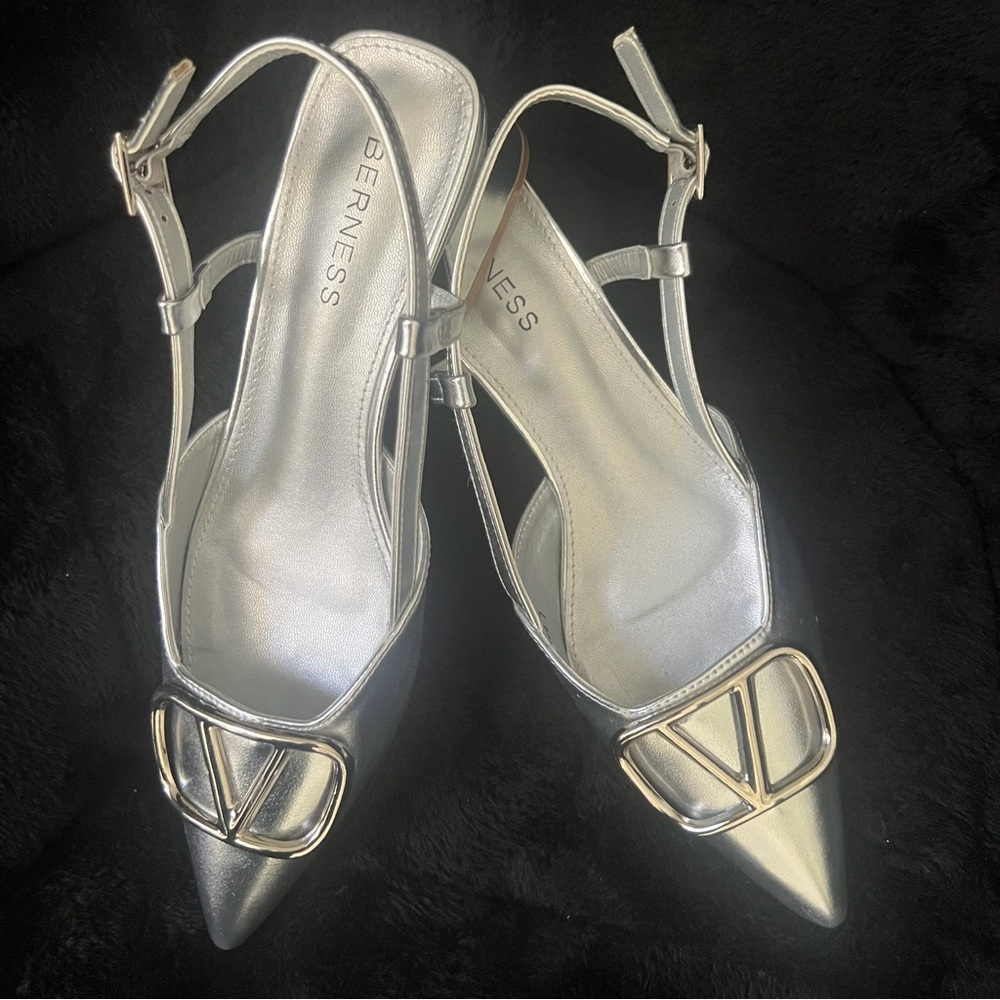 Berness Silver Slingback Heels